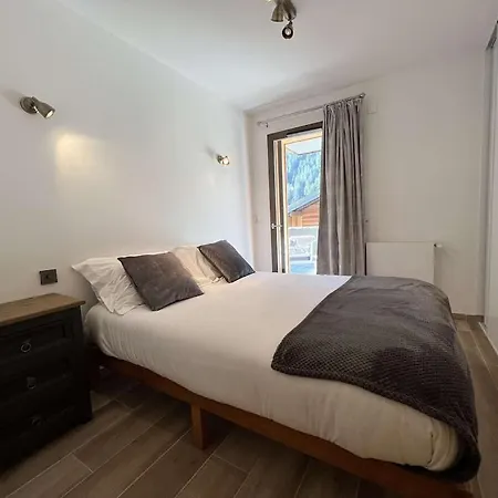 Les Freinets: Alpine Retreat With Optional Multipass *